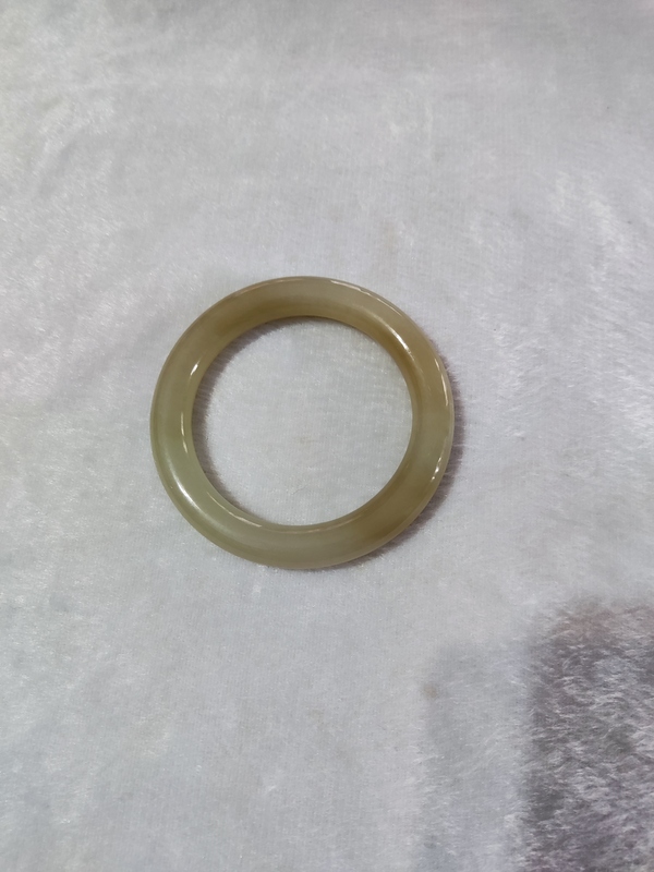 古玩雜項和田玉手鐲拍賣,當前價格3998元