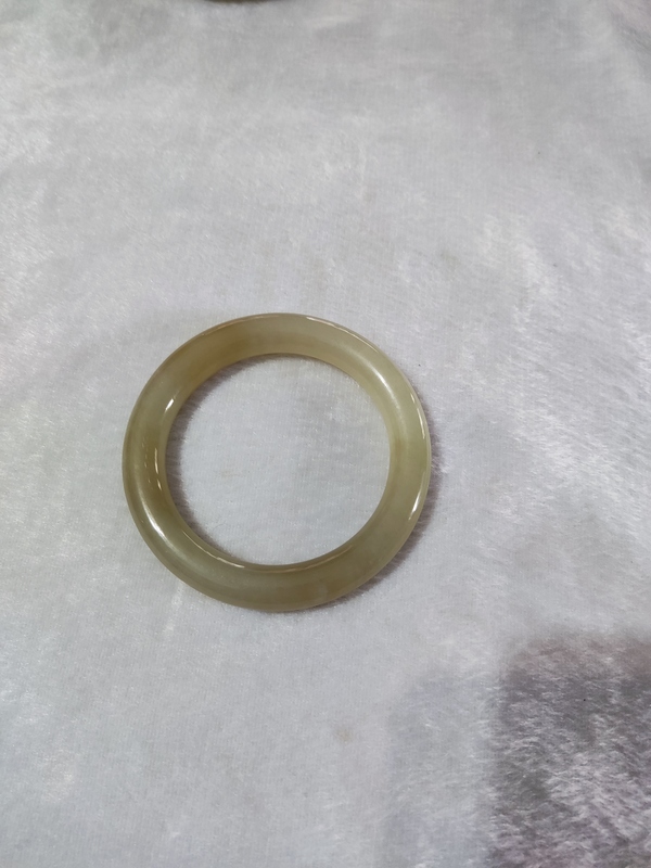 古玩雜項和田玉手鐲拍賣,當前價格3998元
