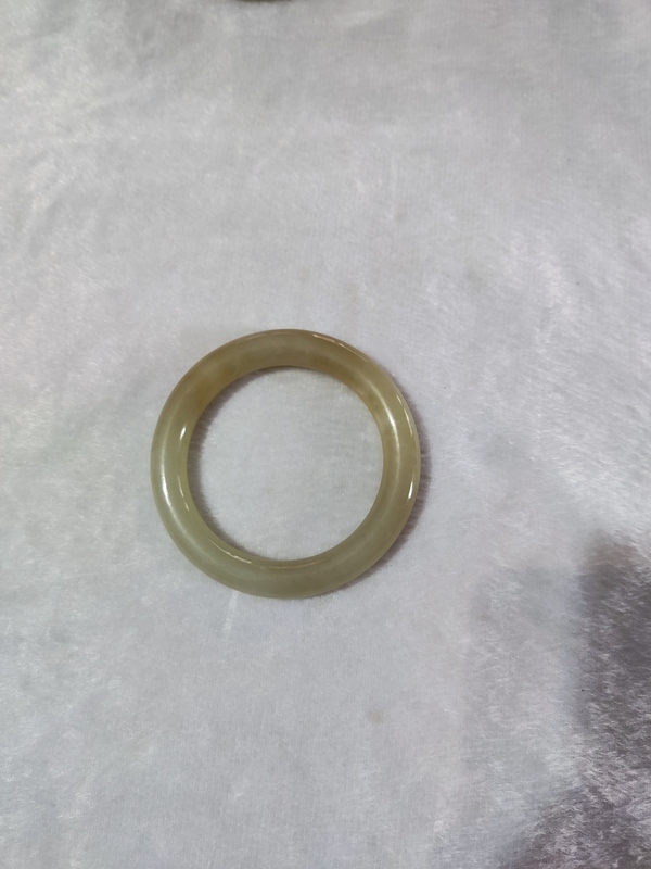 古玩雜項和田玉手鐲拍賣,當前價格3998元