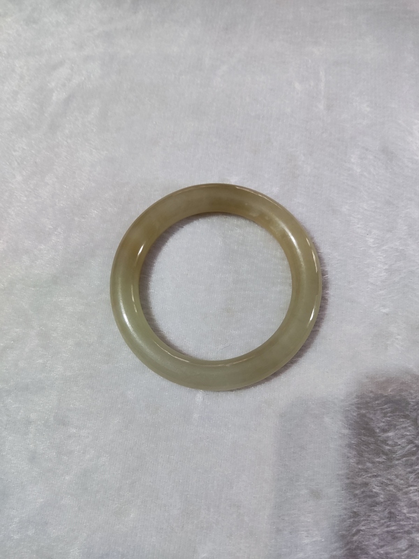 古玩雜項和田玉手鐲拍賣,當前價格3998元