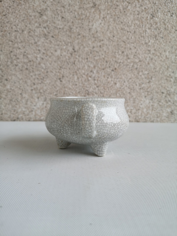 古玩陶瓷六十至八十年代哥釉香爐拍賣,當前價格398元