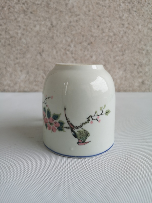 古玩陶瓷出口創(chuàng)匯期花鳥紋執(zhí)杯拍賣,當(dāng)前價格260元
