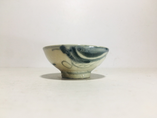 古玩陶瓷清代雍乾青花龍紋杯拍賣,當前價格299元