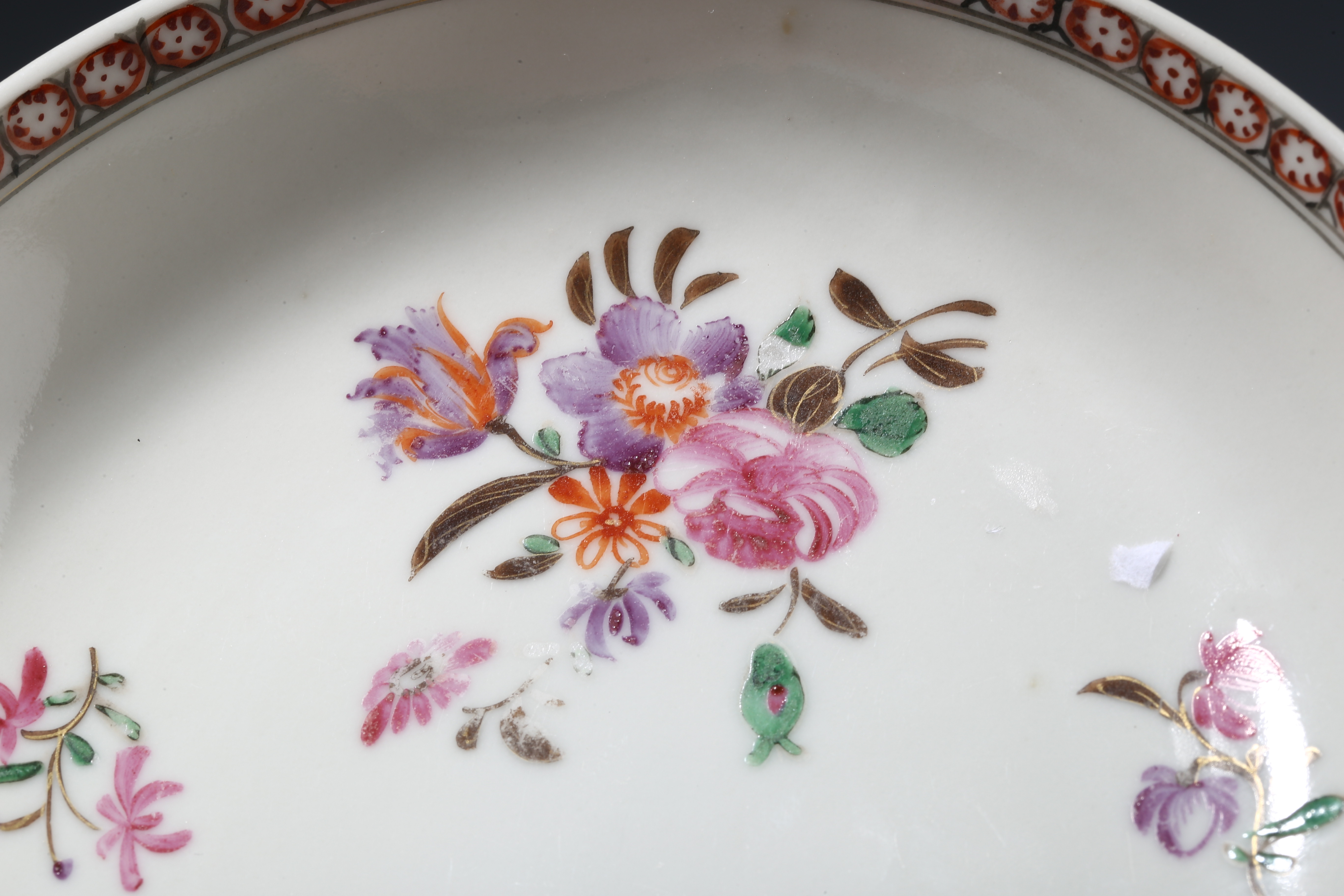 u147 蔵出品 中国古作 清朝赤絵五爪龍文鶴首花瓶 美術品 陶芸 美術品