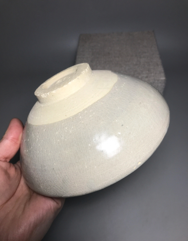 古玩陶瓷精品內刻壽字花瓣影青釉大碗拍賣,當前價格3888元
