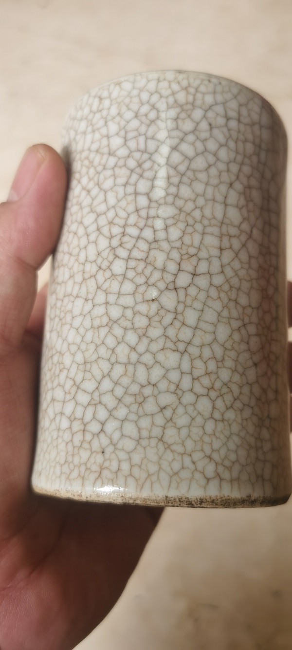 古玩陶瓷清中期哥釉筆筒拍賣,當前價格3800元