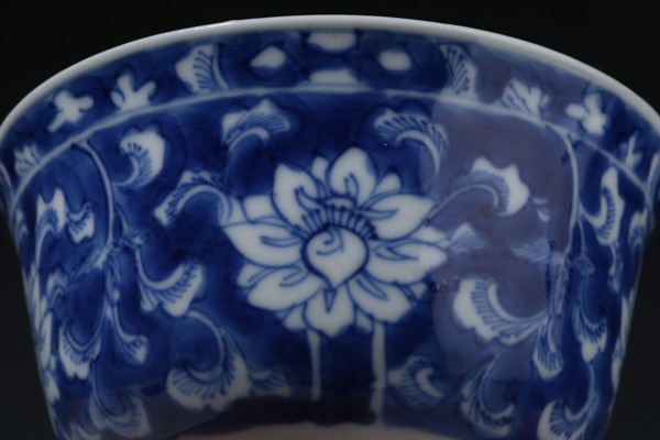 古玩陶瓷清康熙·青花纏枝西番蓮紋杯碟一套拍賣，當(dāng)前價格1008元