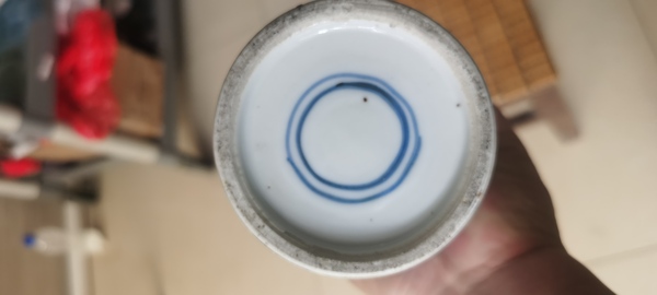 古玩陶瓷晚清花鳥紋青花花插拍賣，當(dāng)前價(jià)格8000元