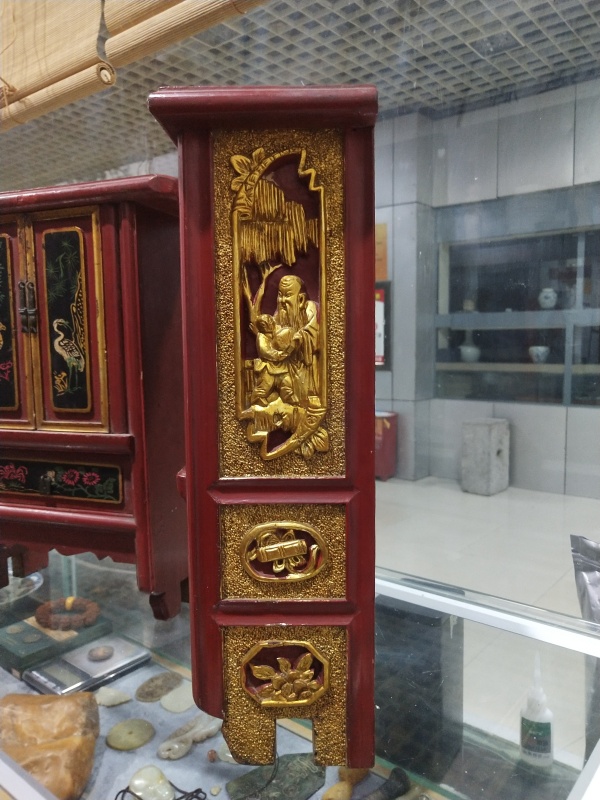 古玩杂项清代精美木雕佛龛一对拍卖，当前价格998元