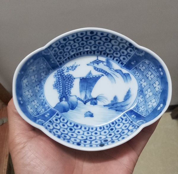 古玩陶瓷山水紋青花海棠盤拍賣,當前價格500元