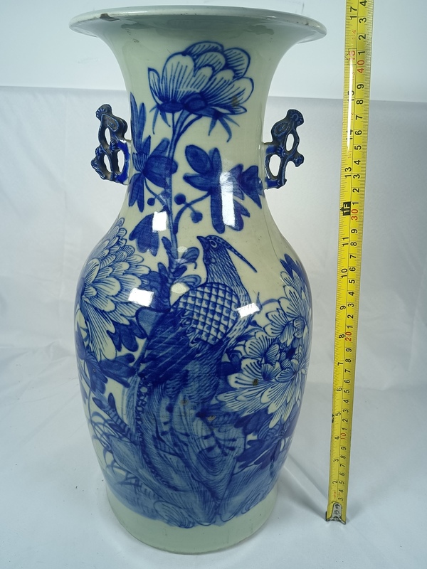 古玩陶瓷清代豆青釉花鳥紋青花大瓶高44cm拍賣,當前價格1150元
