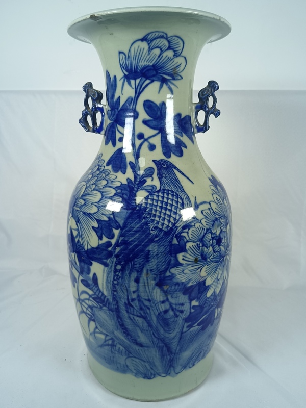 古玩陶瓷清代豆青釉花鳥紋青花大瓶高44cm拍賣,當前價格1150元