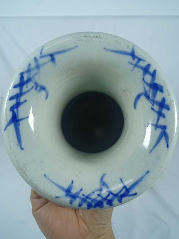 古玩陶瓷清代豆青釉花鳥紋青花大瓶高44cm拍賣,當前價格1150元