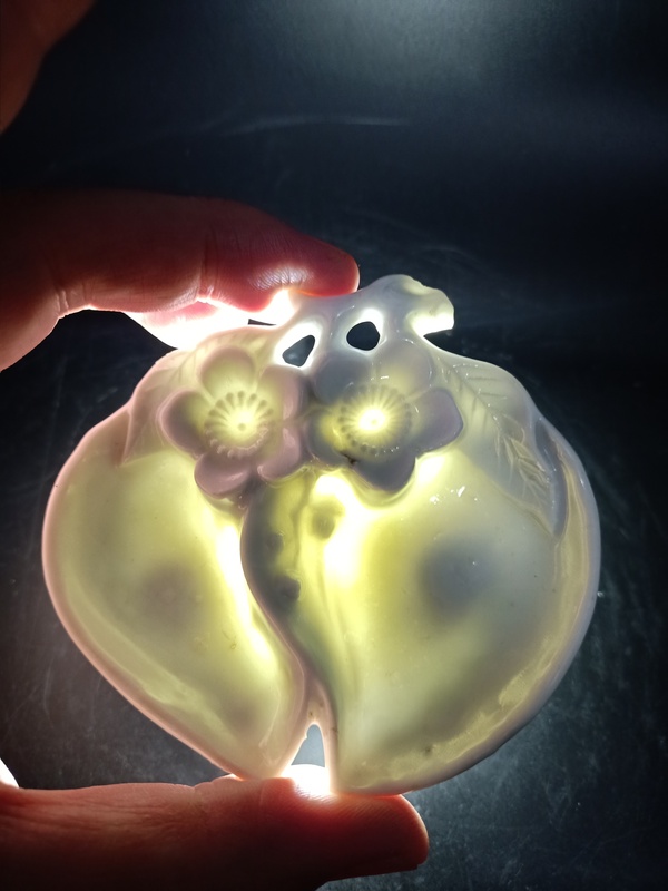 古玩陶瓷【清末】德化白瓷桃形水洗拍賣,當前價格0元