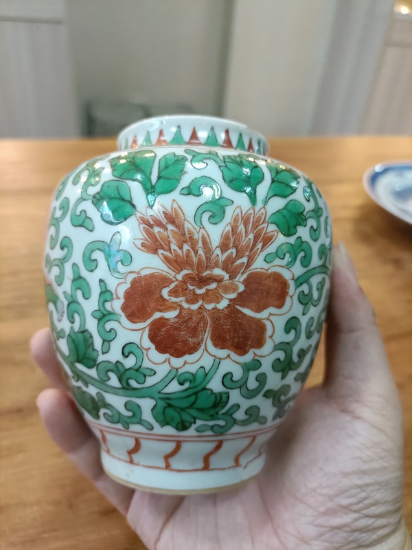 古玩陶瓷五彩獅紋罐拍賣,當前價格8888元
