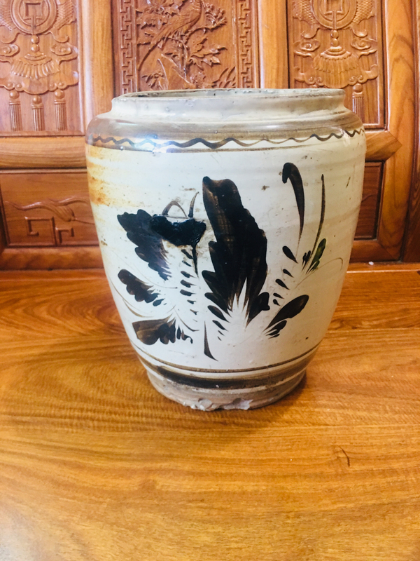 古玩陶瓷清代早期磁州窯花卉紋黑褐彩罐拍賣,當前價格399元
