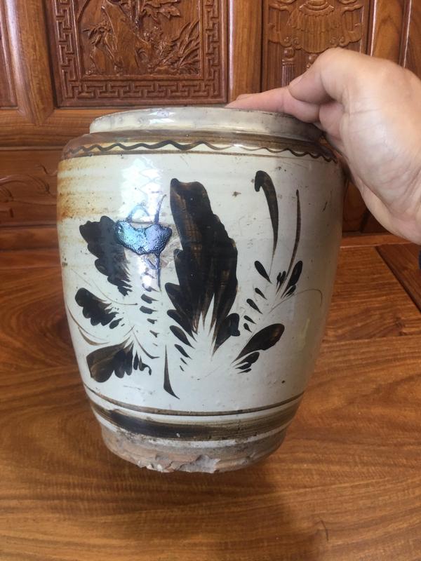古玩陶瓷清代早期磁州窯花卉紋黑褐彩罐拍賣,當前價格399元