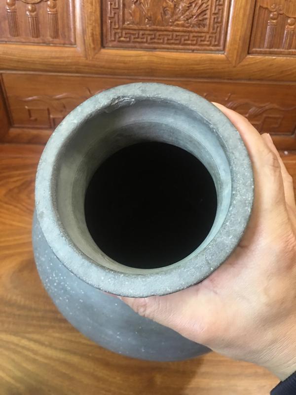 古玩陶瓷精美漢代盤口灰陶瓶拍賣,當前價格888元