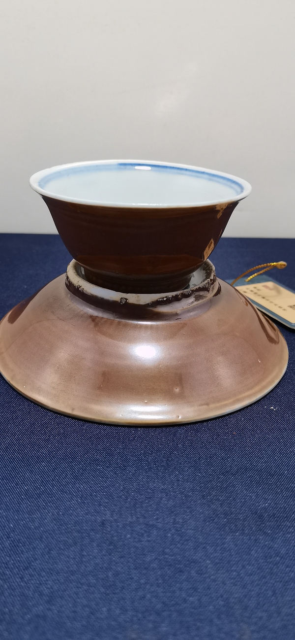 古玩陶瓷外醬釉內(nèi)青花花卉茶杯一套拍賣,當(dāng)前價格2500元