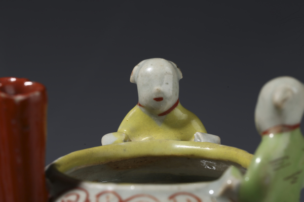 古玩陶瓷晚清民国·粉彩童子探缸形小水洗拍卖，当前价格1652元
