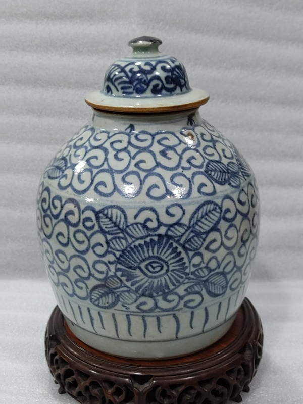 古玩陶瓷清代順治青花花卉紋將軍蓋罐拍賣,當前價格4500元