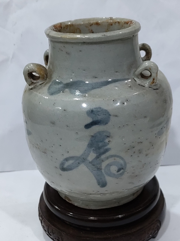 古玩陶瓷青花福纹四系提梁壶拍卖，当前价格0元