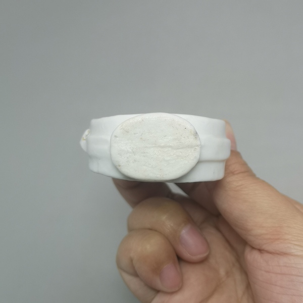 古玩陶瓷清晚菊花紋執壺型水滴 文房用品 硯滴拍賣,當前價格258元