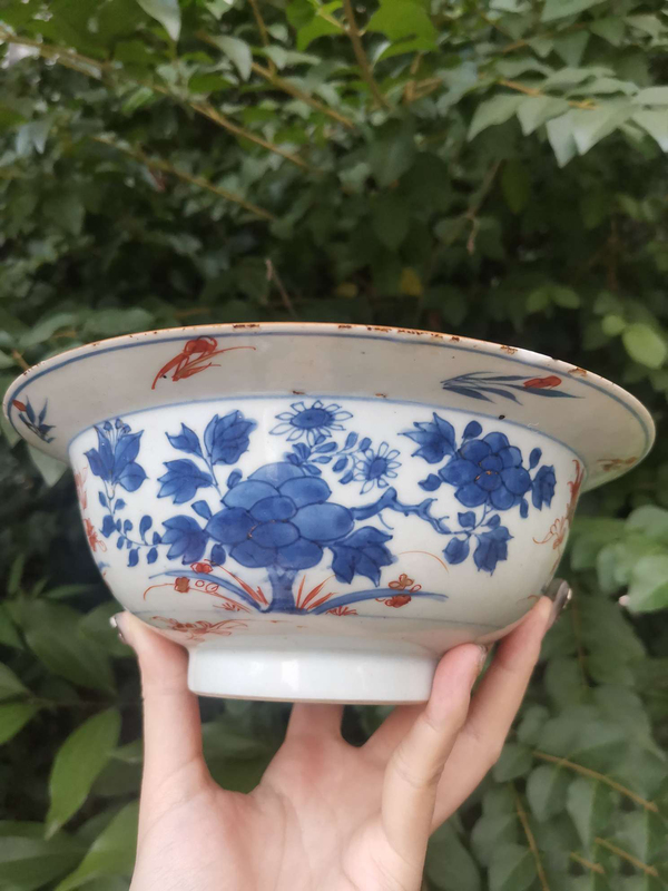 古玩陶瓷7299】清康熙 青花礬紅描金花卉紋折沿碗拍賣,當前價格2880元