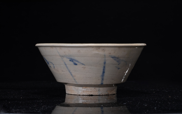 明代.龙泉窑青瓷青花碗（1368年-1644年）拍卖，当前价格1599元