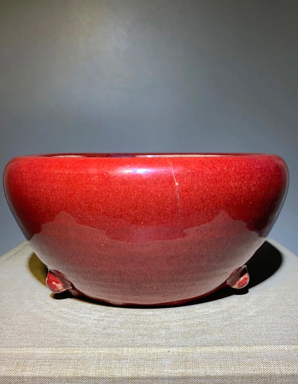 古玩陶瓷(收藏級)鈞紅釉三乳足缽式香爐拍賣,當前價格0元