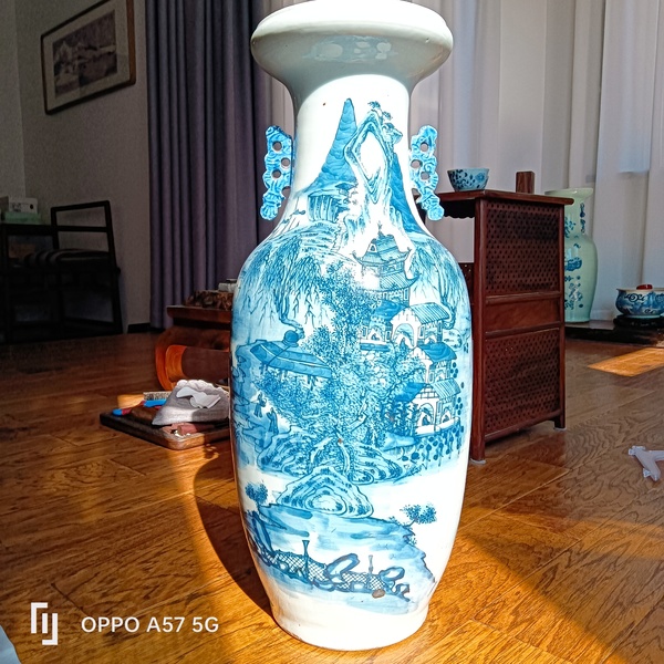 古玩陶瓷清中期山水大瓶拍賣,當前價格15000元