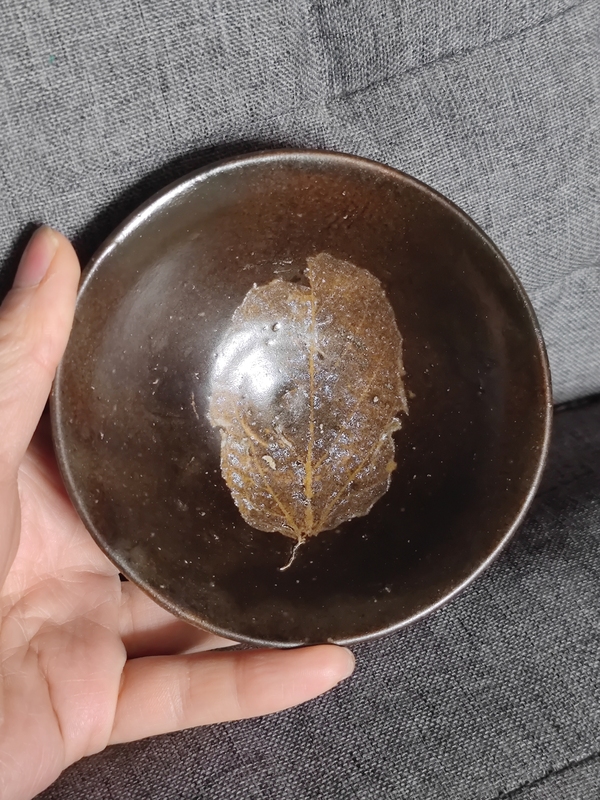 古玩轉賣宋代?吉州窯木葉盞拍賣，當前價格57000元