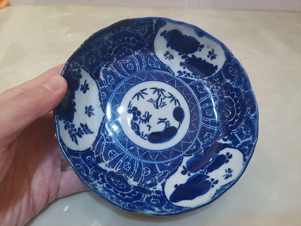 古玩陶瓷晚清民国青花花卉纹盘拍卖，当前价格158元