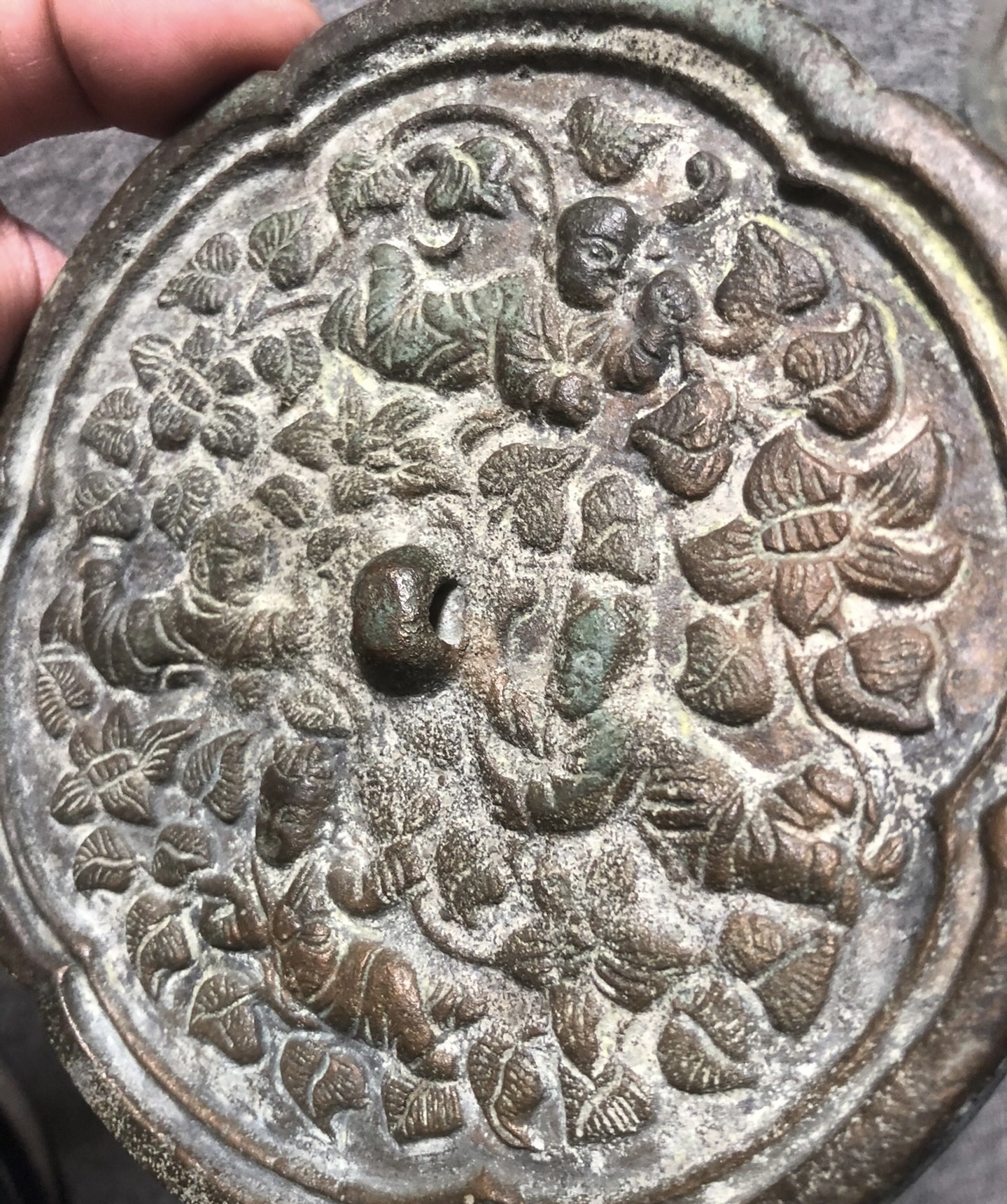 域鉴古玩】古董铜器鉴定_历代铜器收藏品真假鉴别_古玩铜器鉴赏