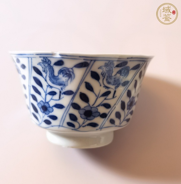 古玩陶瓷青花公鸡花卉纹杯真品鉴赏图
