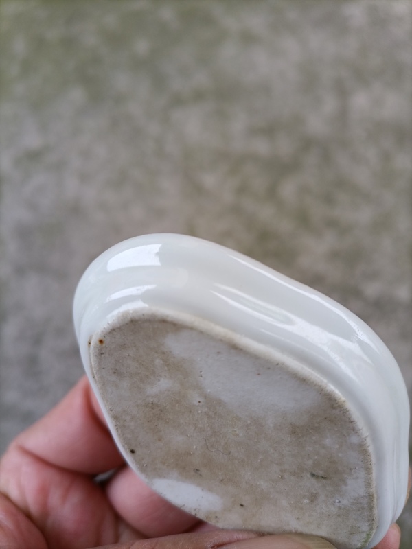 古玩陶瓷綠彩描金竹紋碟拍賣,當前價格300元