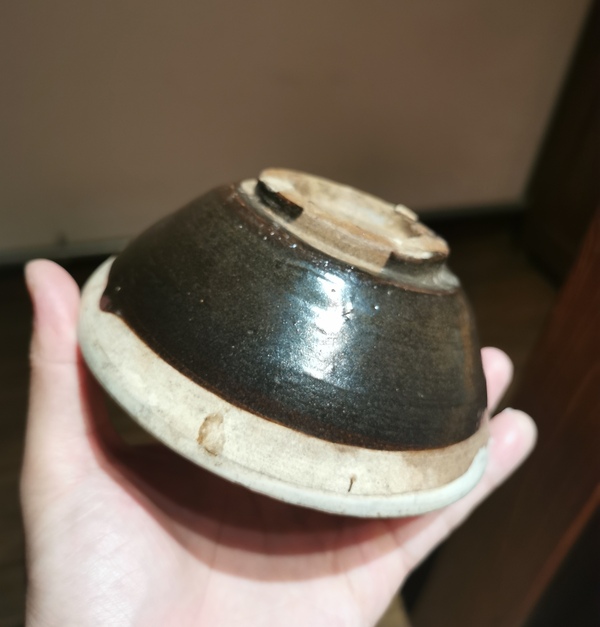 古玩陶瓷元代磁州窯碗拍賣,當前價格1200元