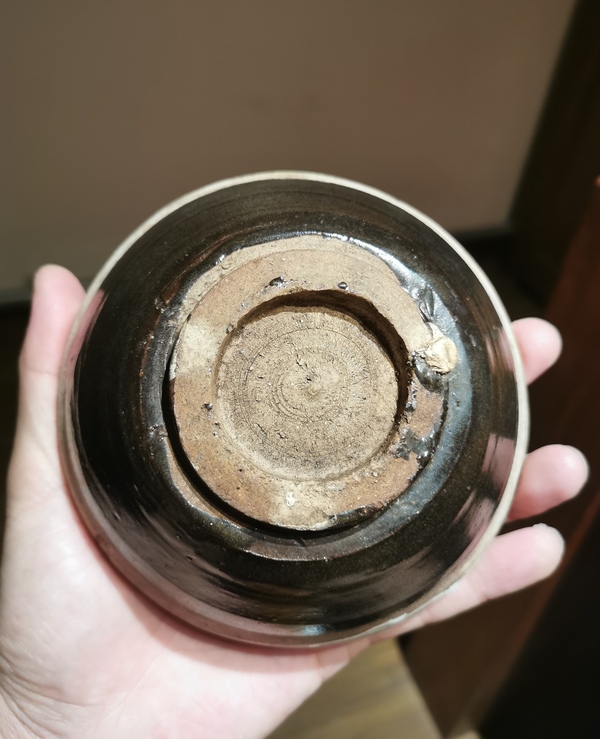 古玩陶瓷元代磁州窯碗拍賣,當前價格1200元