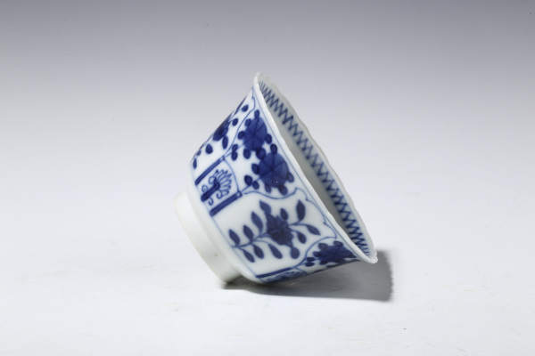 古玩陶瓷光绪·青花花卉纹杯碟一套拍卖，当前价格2772元
