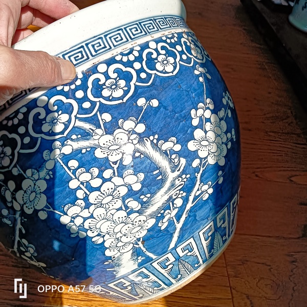 古玩陶瓷青花留白冰梅卷缸拍賣，當(dāng)前價格14600元