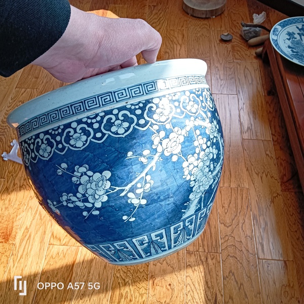 古玩陶瓷青花留白冰梅卷缸拍賣，當(dāng)前價格14600元