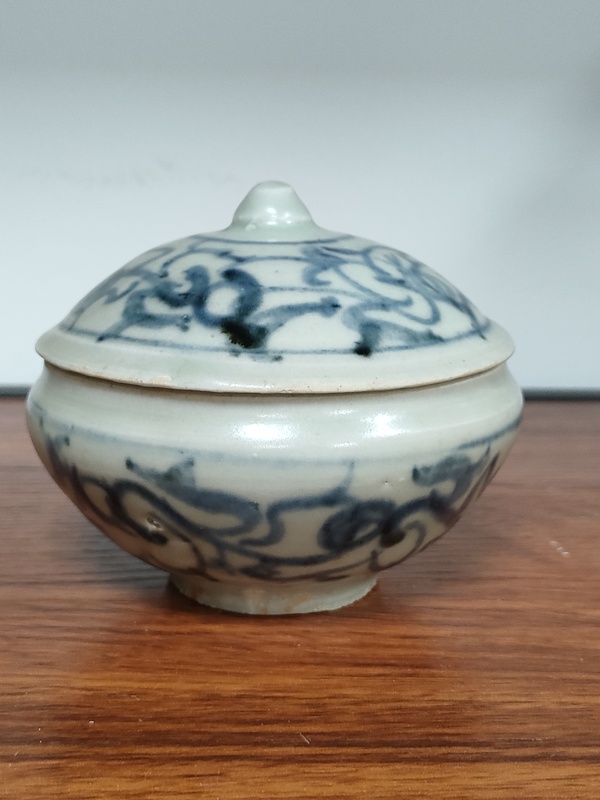 古玩轉賣明代中晚期青花蓋罐拍賣，當前價格4200元