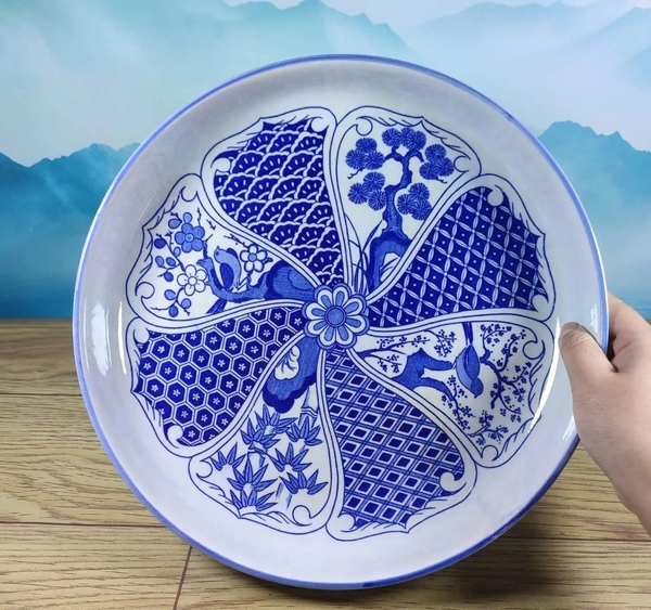 古玩陶瓷花卉紋青花盤拍賣,當(dāng)前價格398元