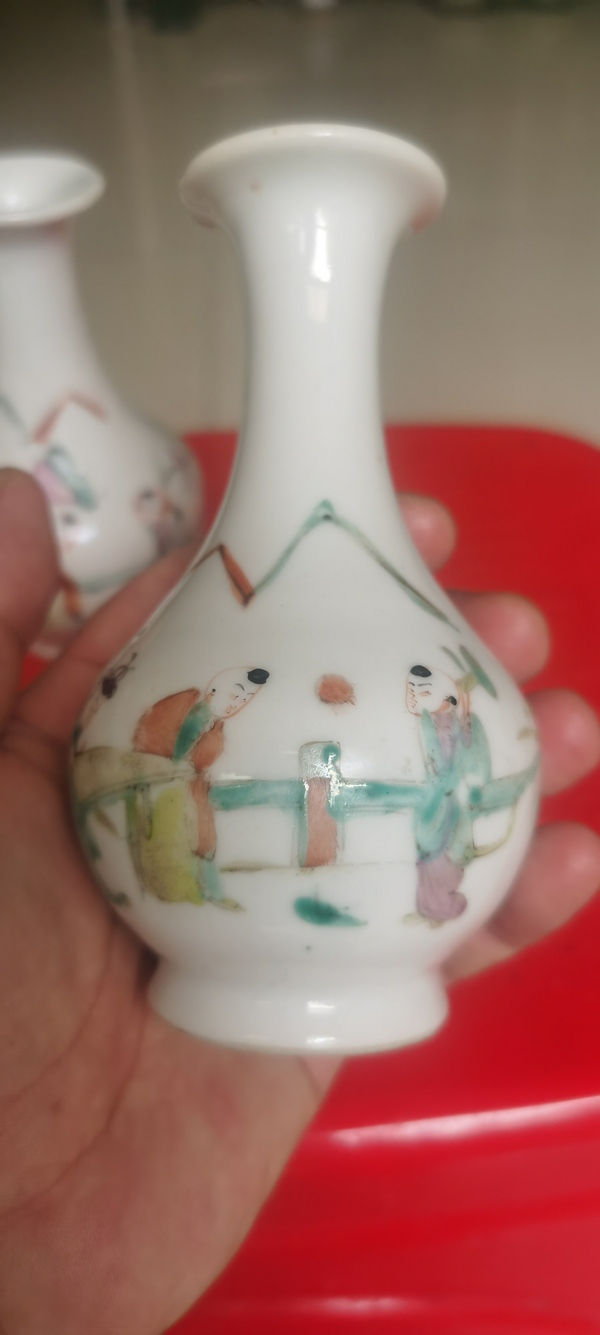 古玩陶瓷人物紋粉彩撇口瓶拍賣,當前價格4800元