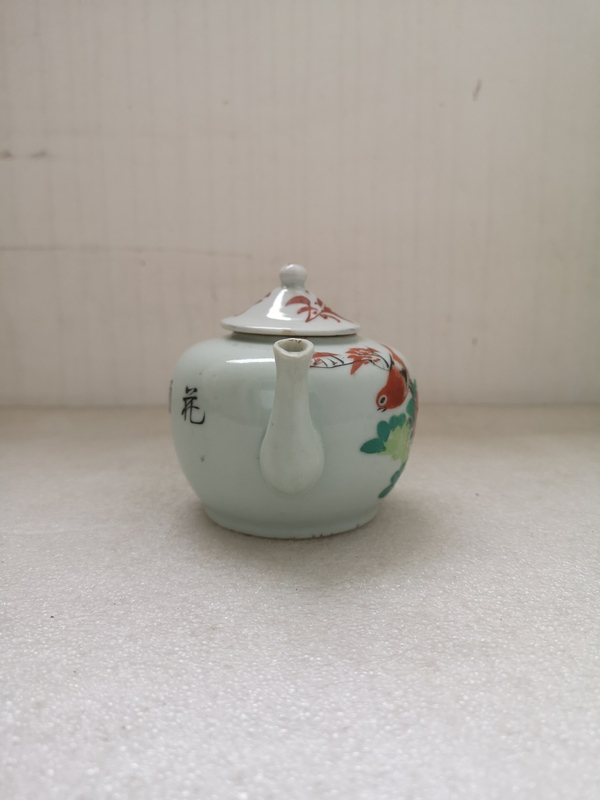 古玩陶瓷花鳥紋執壺拍賣,當前價格980元
