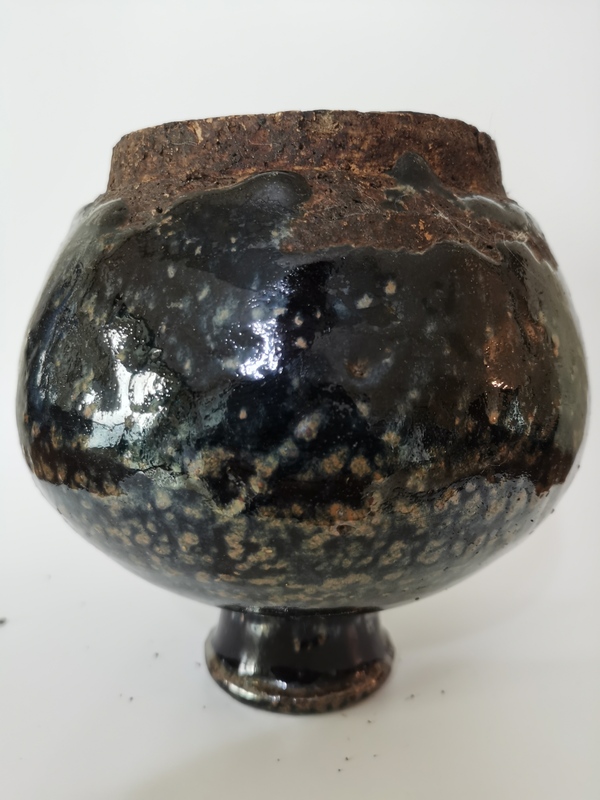 古玩陶瓷明代?窯變鐵銹花嘟嚕瓶拍賣,當(dāng)前價(jià)格2500元