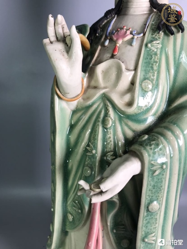古玩陶瓷观音塑像真品鉴赏图