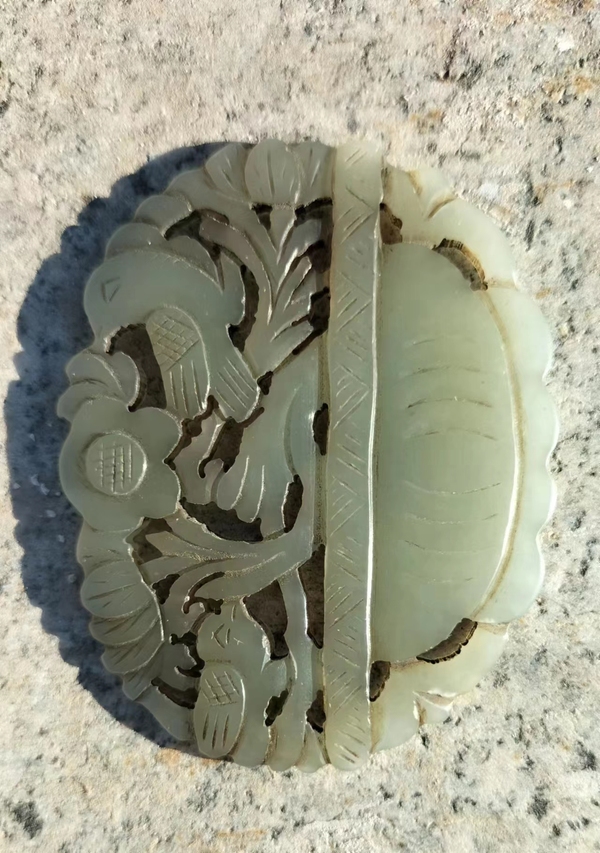 古玩玉器白玉花片拍卖，当前价格0元
