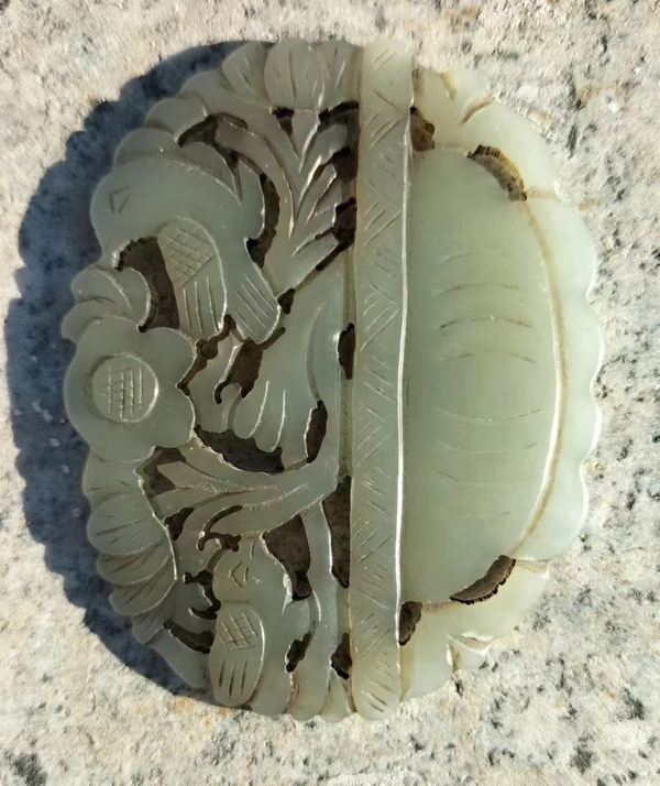 古玩玉器白玉花片拍卖，当前价格0元