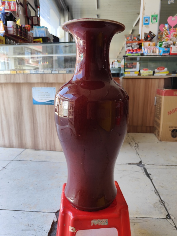 古玩转卖清乾隆红釉观音大瓶拍卖，当前价格500元
